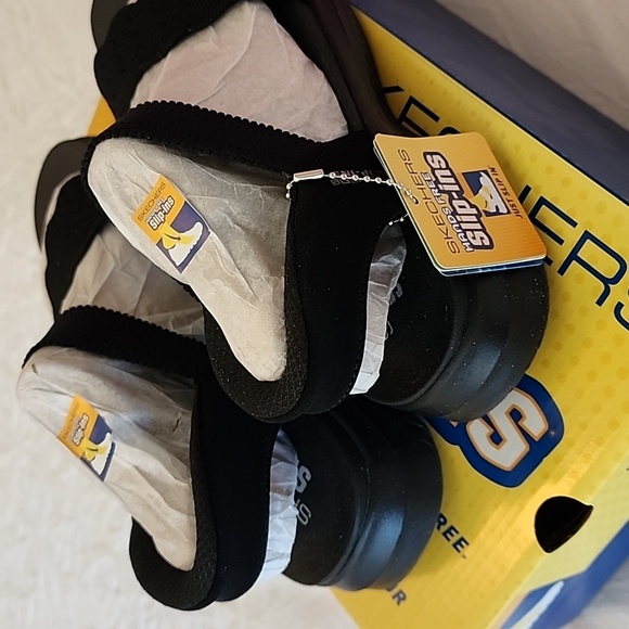 Skechers Slip In Sandals - Picture 5 of 7